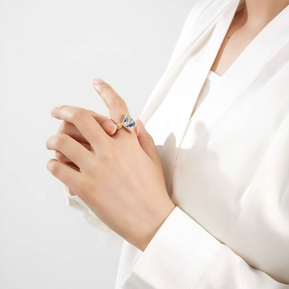 Blue & White Diamond-Shaped Adjustable Ring