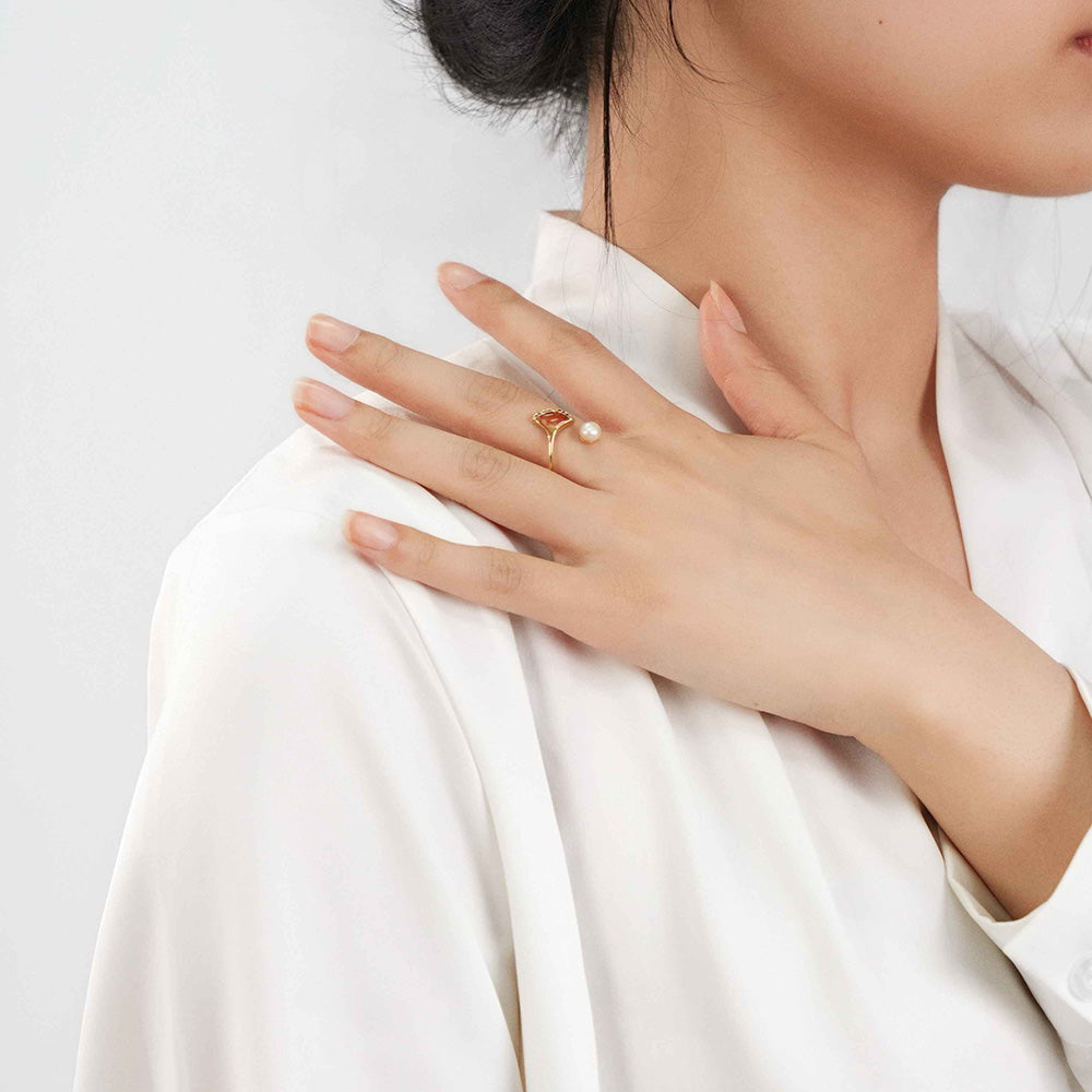 Prosperous Red Ginkgo Leaf Pearl Ring