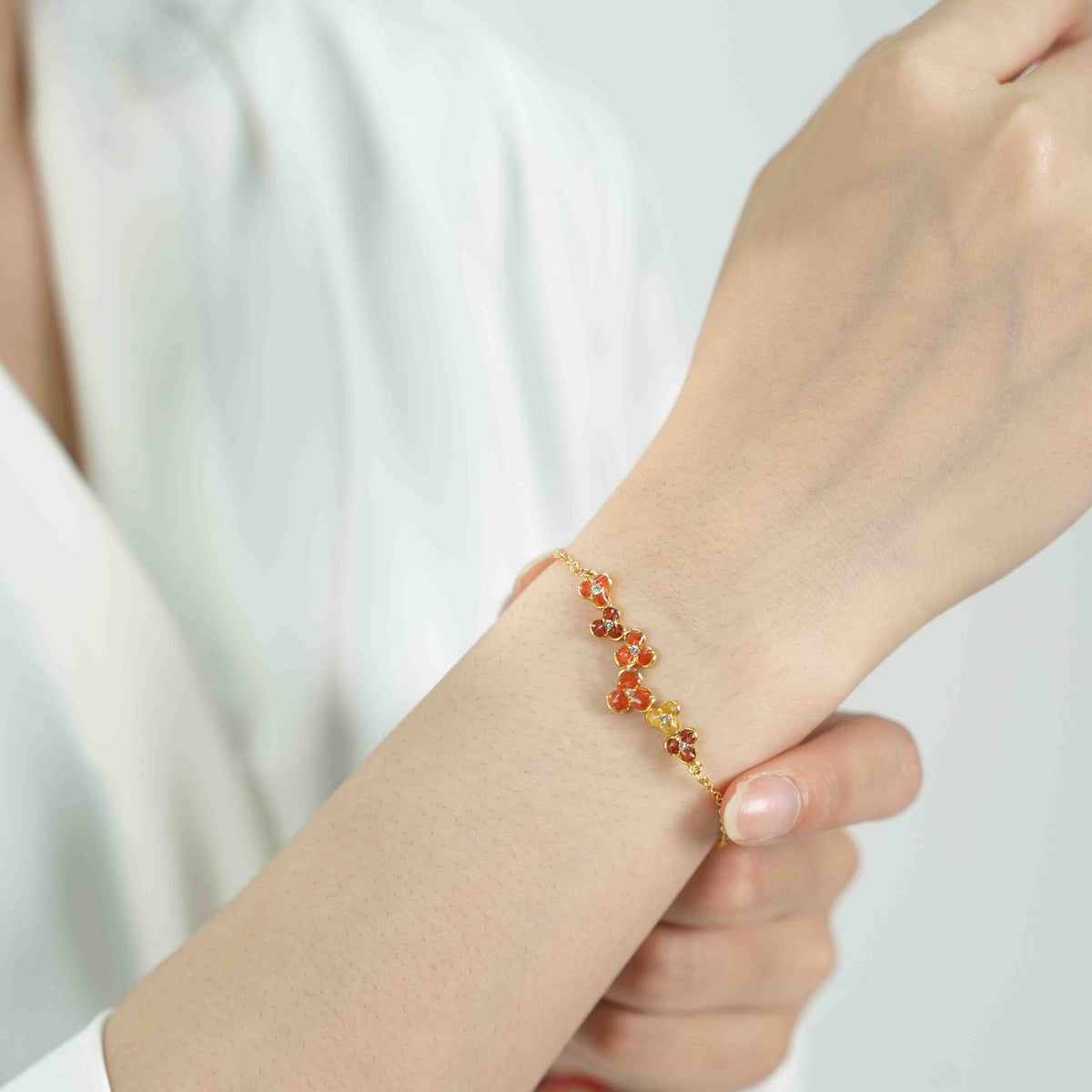 Bracelet – Three-Petal Flower, Prosperous Red Series