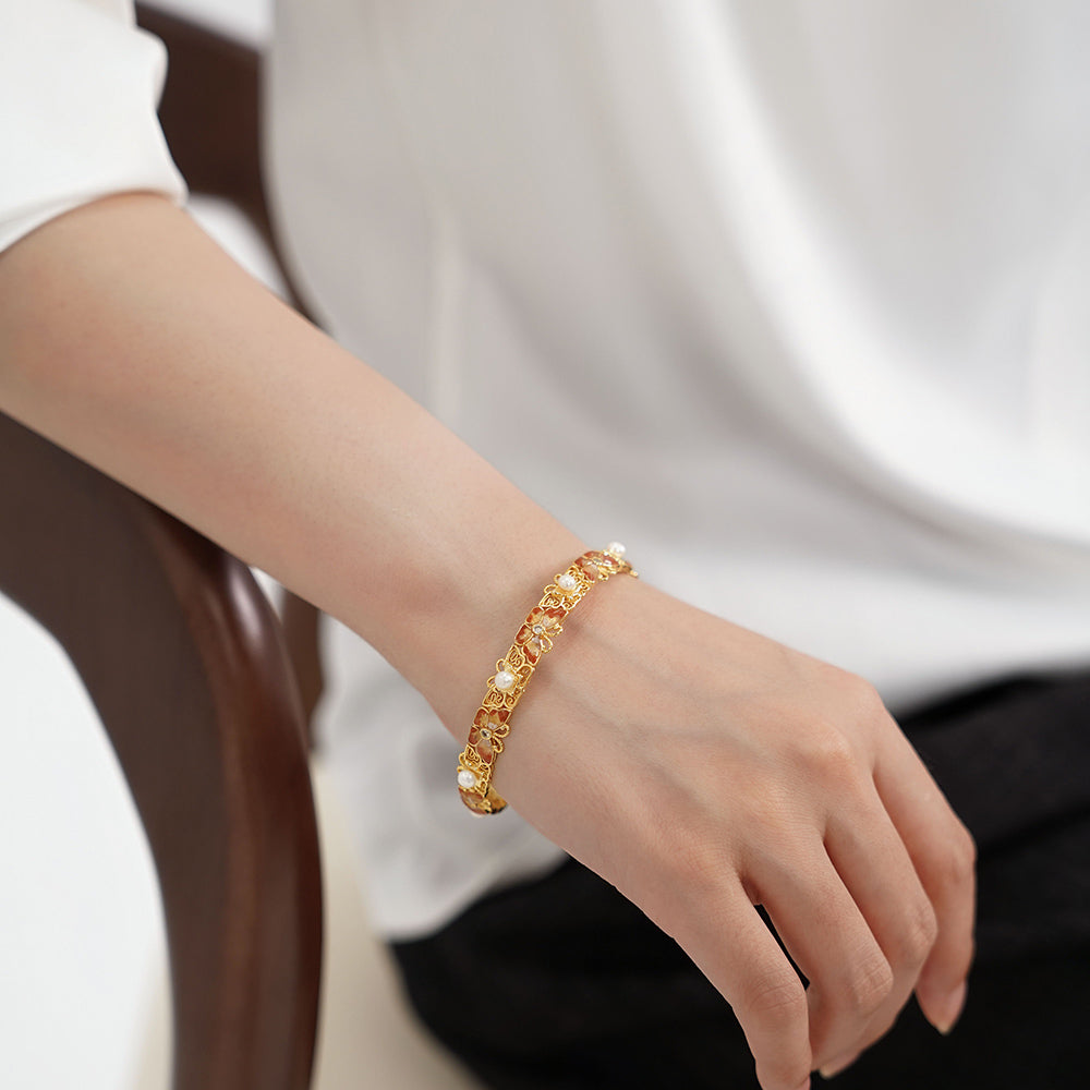 Heavy-duty Pearl Bracelet – Openwork Peach Blossom Design