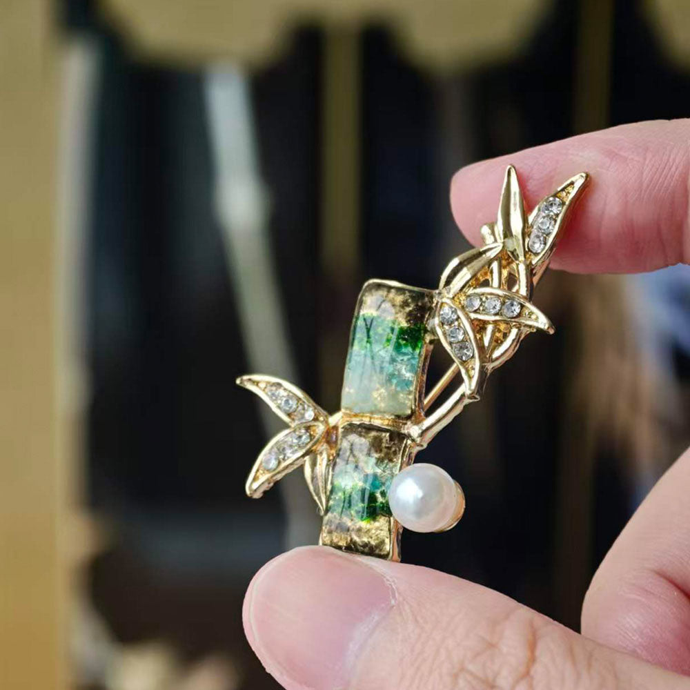 Green Bamboo Joint Brooch