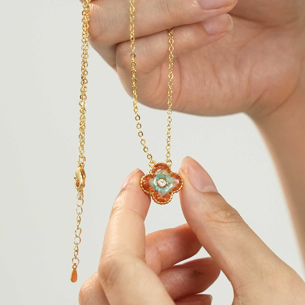 Necklace – Double-Sided Clover, Dunhuang Red