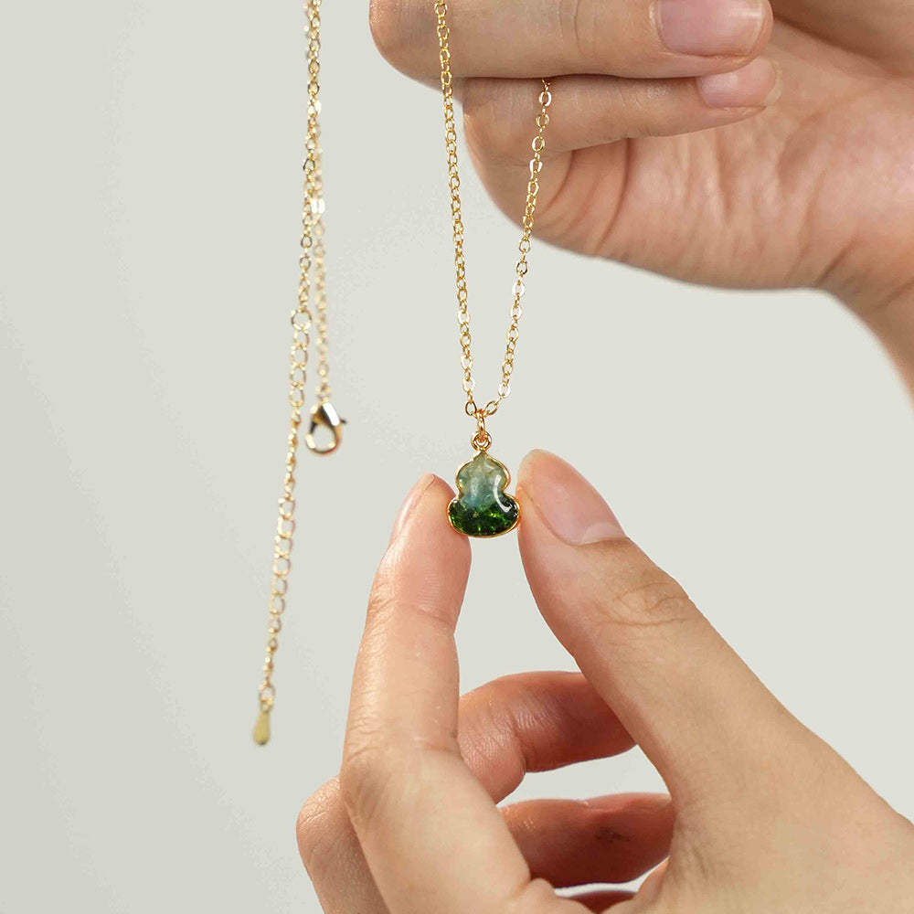 Necklace – Gourd, Emerald Green