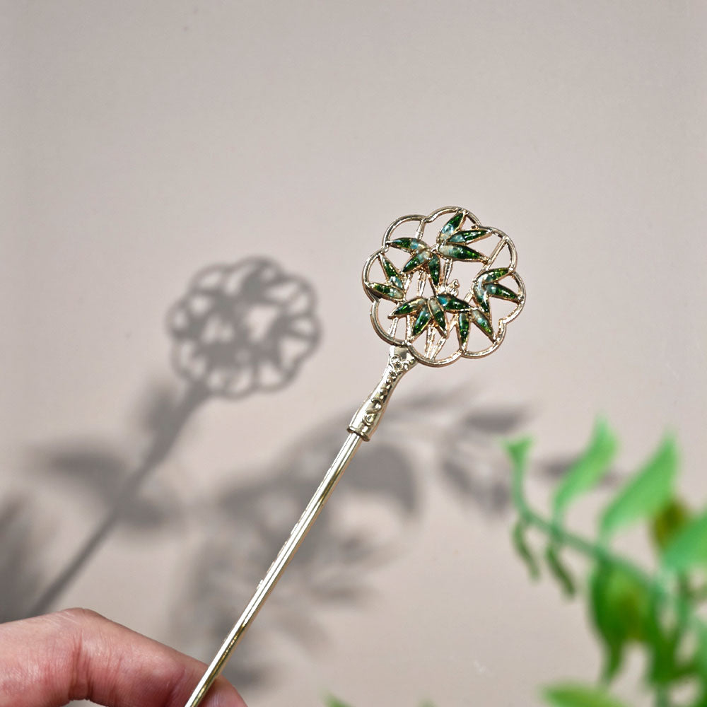 Jadeite Green Color Variation: Openwork Bamboo Hairpin