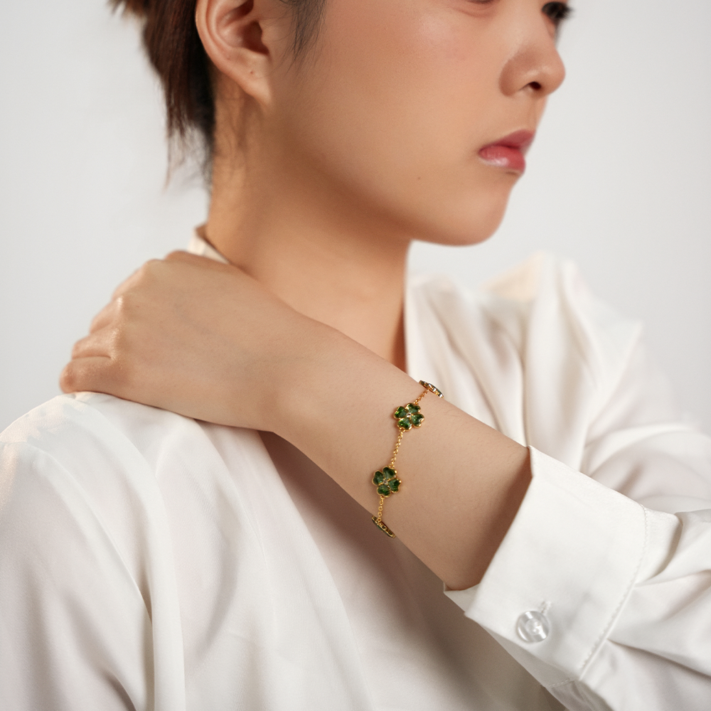 Clover-Shaped Bracelet, Style B: Emerald Green Collection