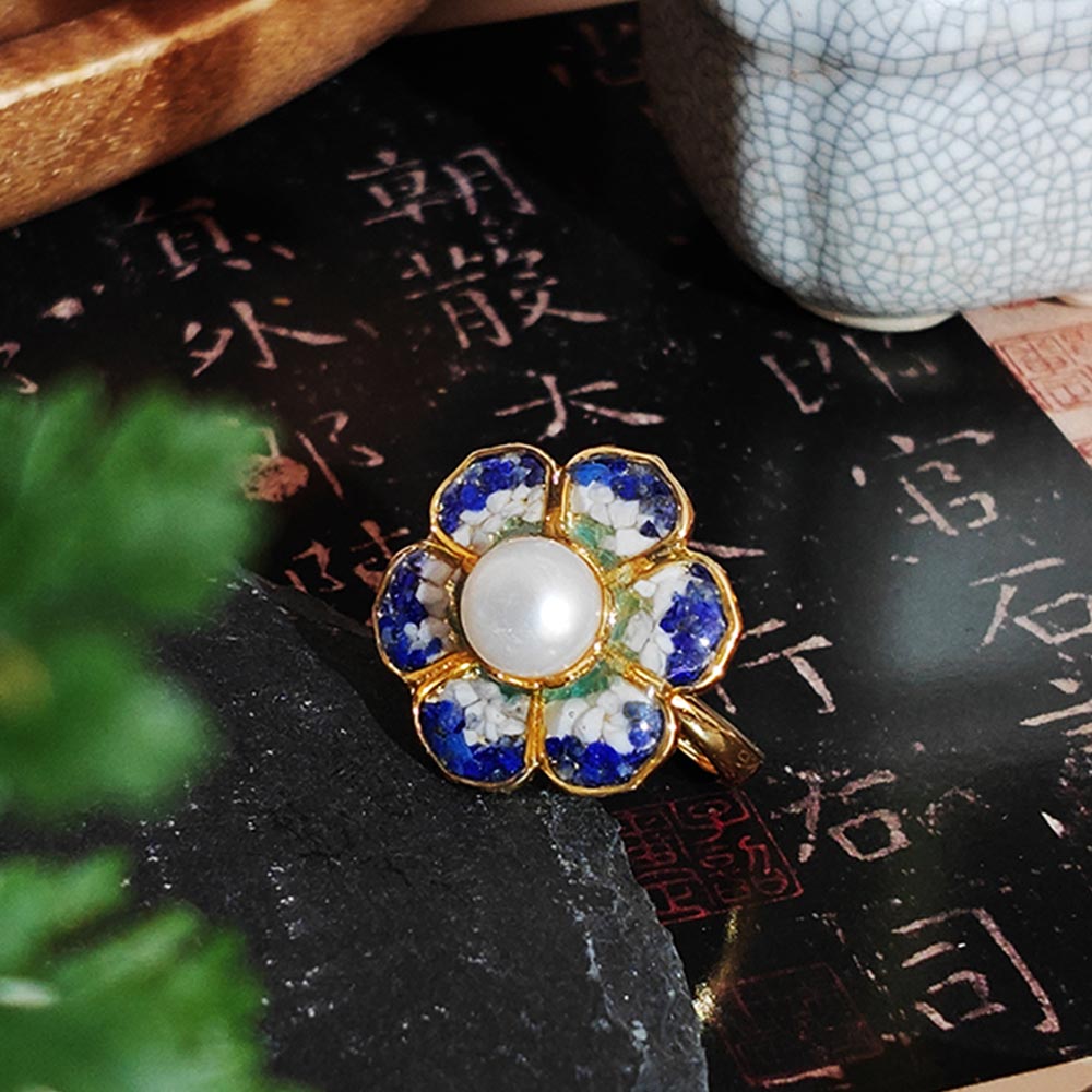 Dunhuang Baoxiang Flower Ring