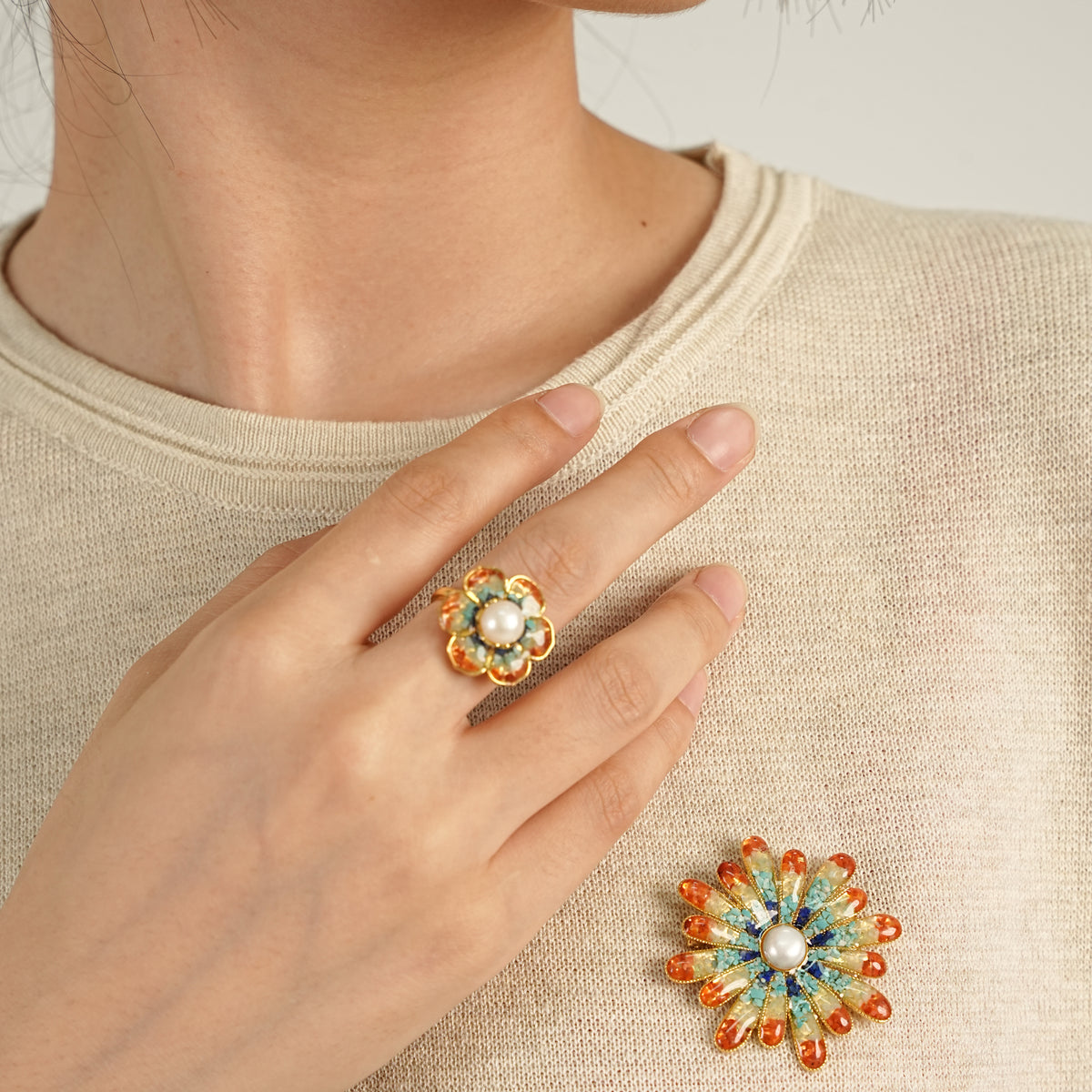 Sunlit Blossom Brooch + Baoxiang Flower Ring Set