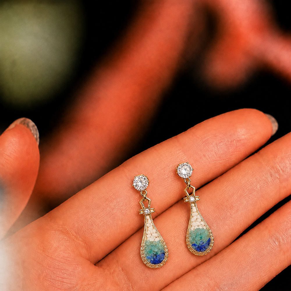 Pipa Earrings Blue-and-White Series
