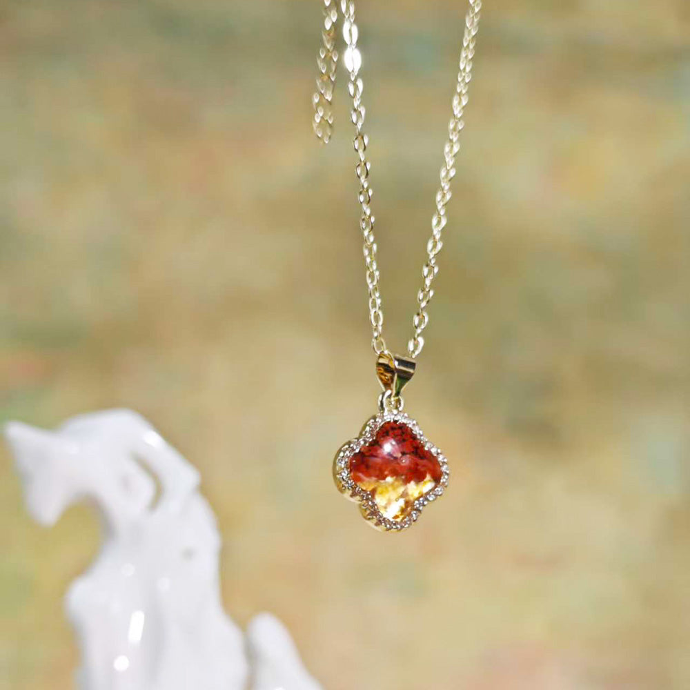 Necklace – Zircon & Four-Leaf Clover, Red