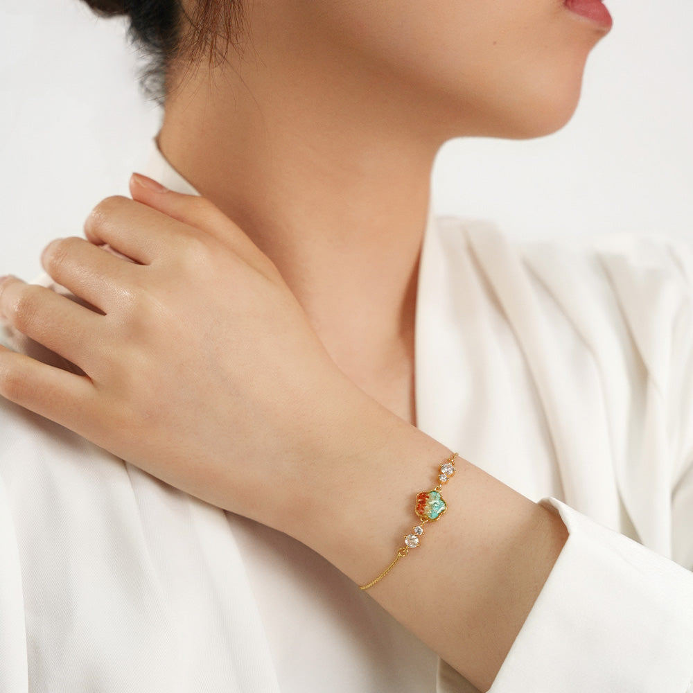 Dainty Adjustable Plum Blossom Bracelet