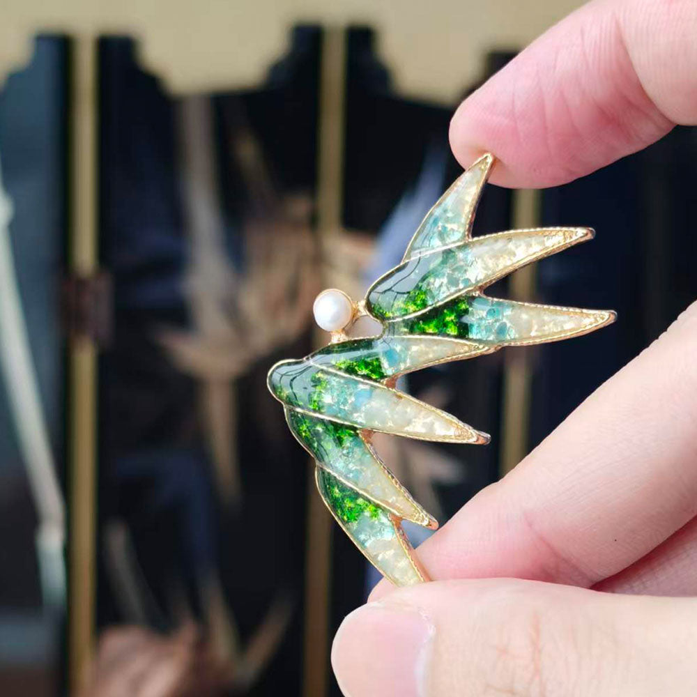 Jade Green Bamboo Leaf Brooch