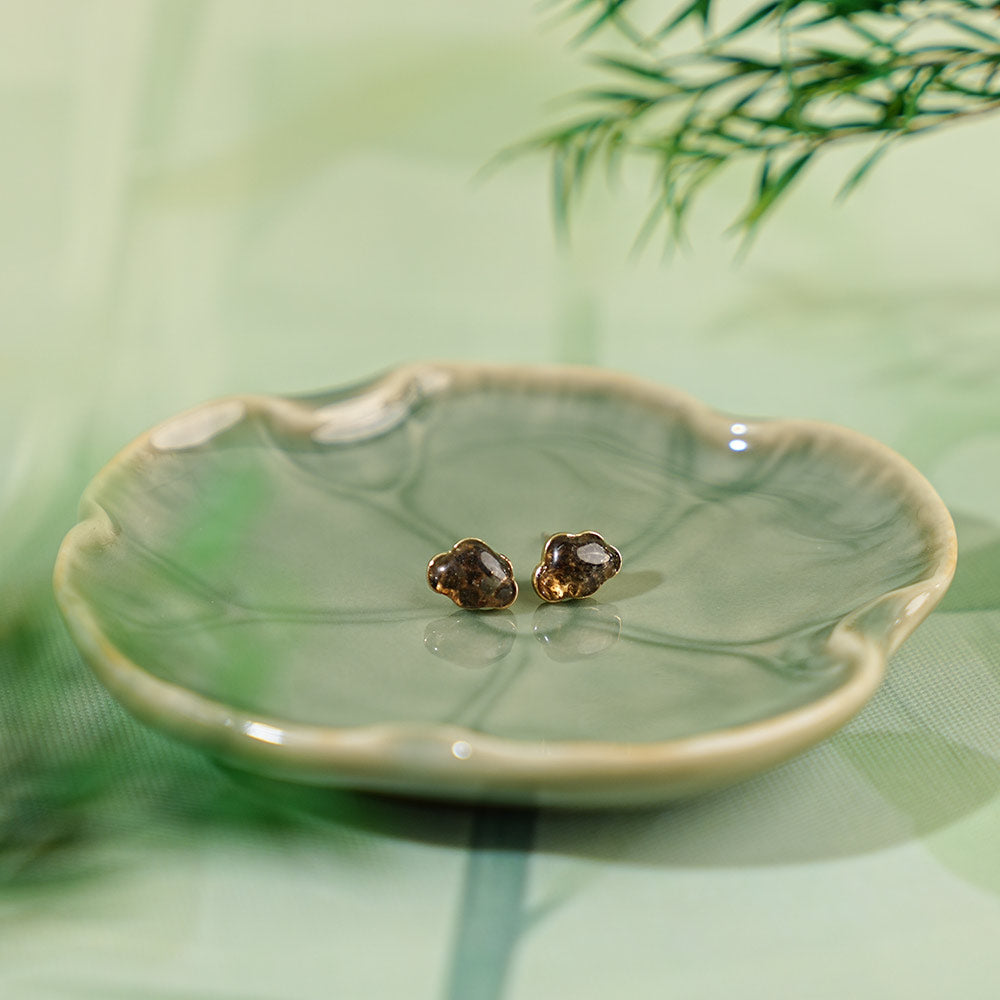 Studs – Auspicious Cloud, Black Obsidian