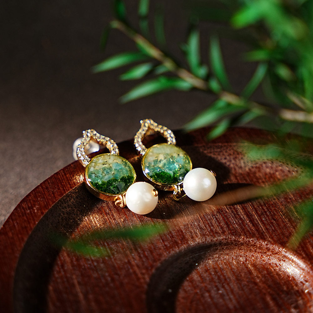 Studs – Gourd B, Emerald Green