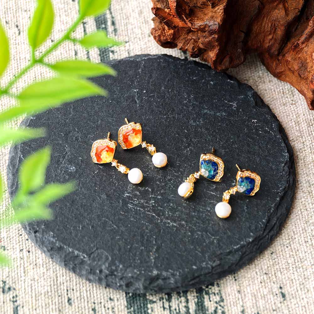 Elegant Red Pearl Fan-Shaped Stud Earrings