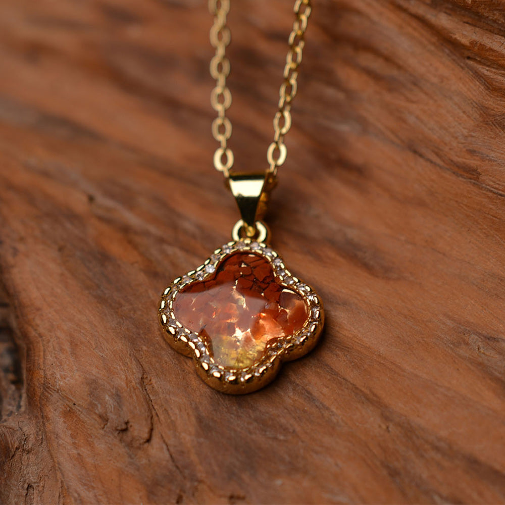 Necklace – Zircon & Four-Leaf Clover, Red