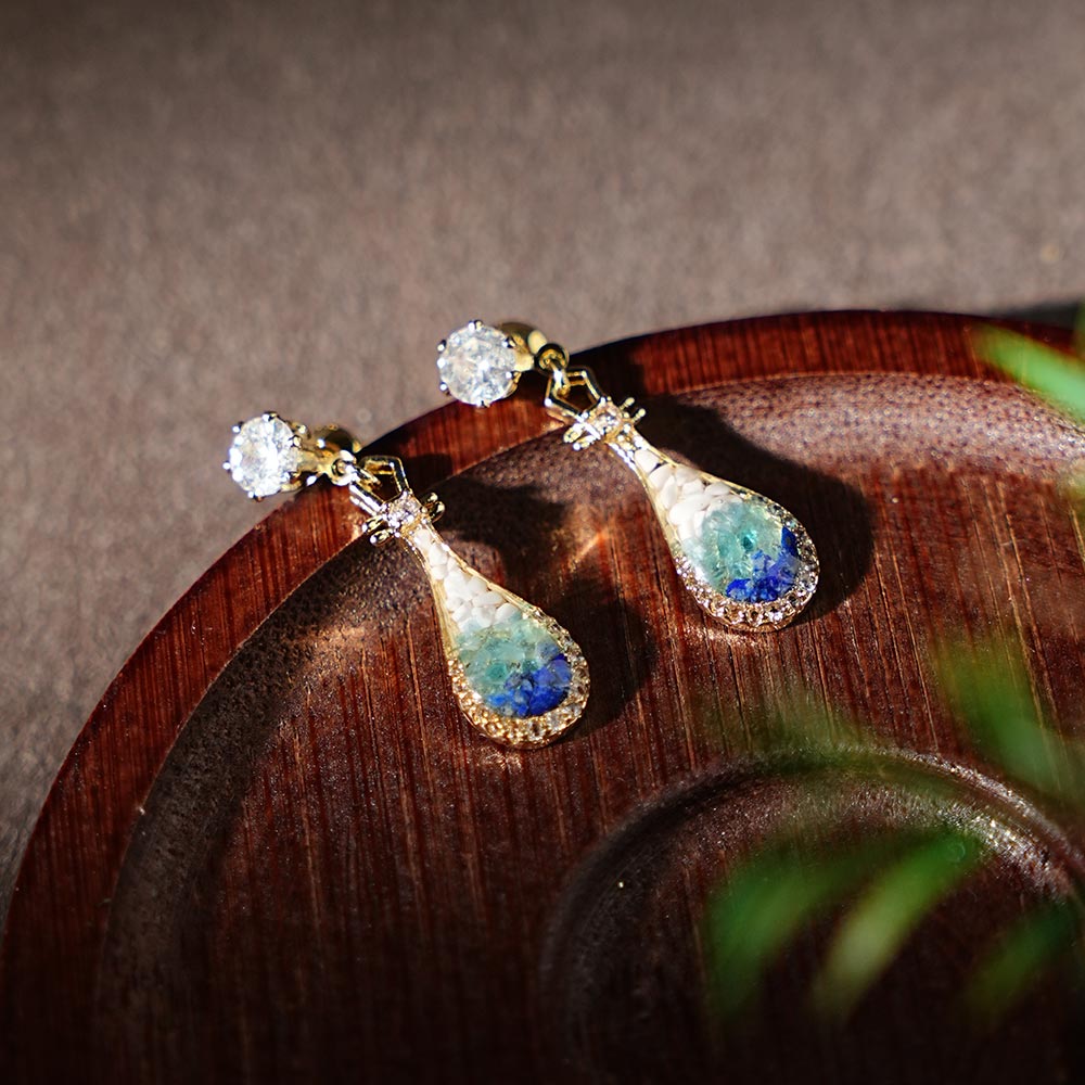 Pipa Earrings Blue-and-White Series