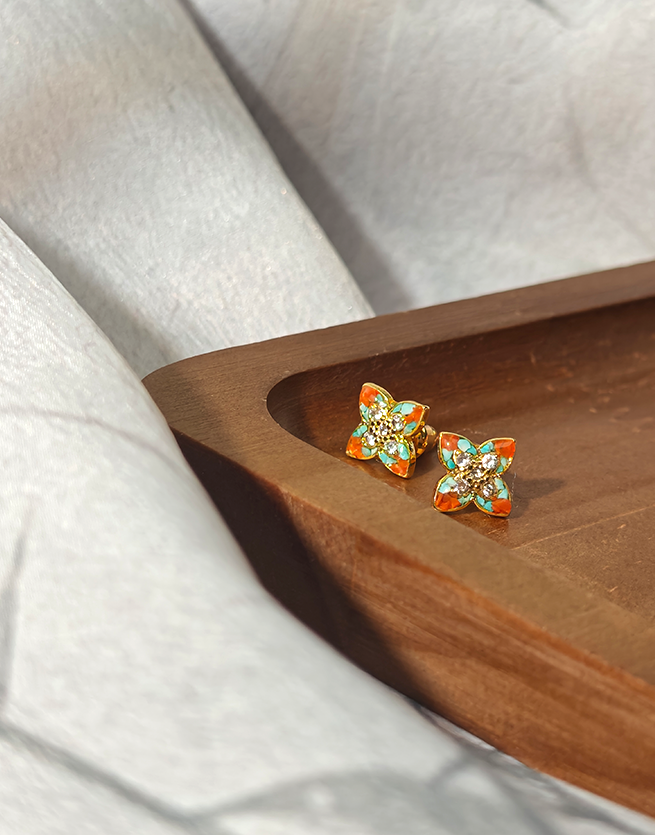 Pointed Four-Leaf Clover Earrings, Dunhuang Palette