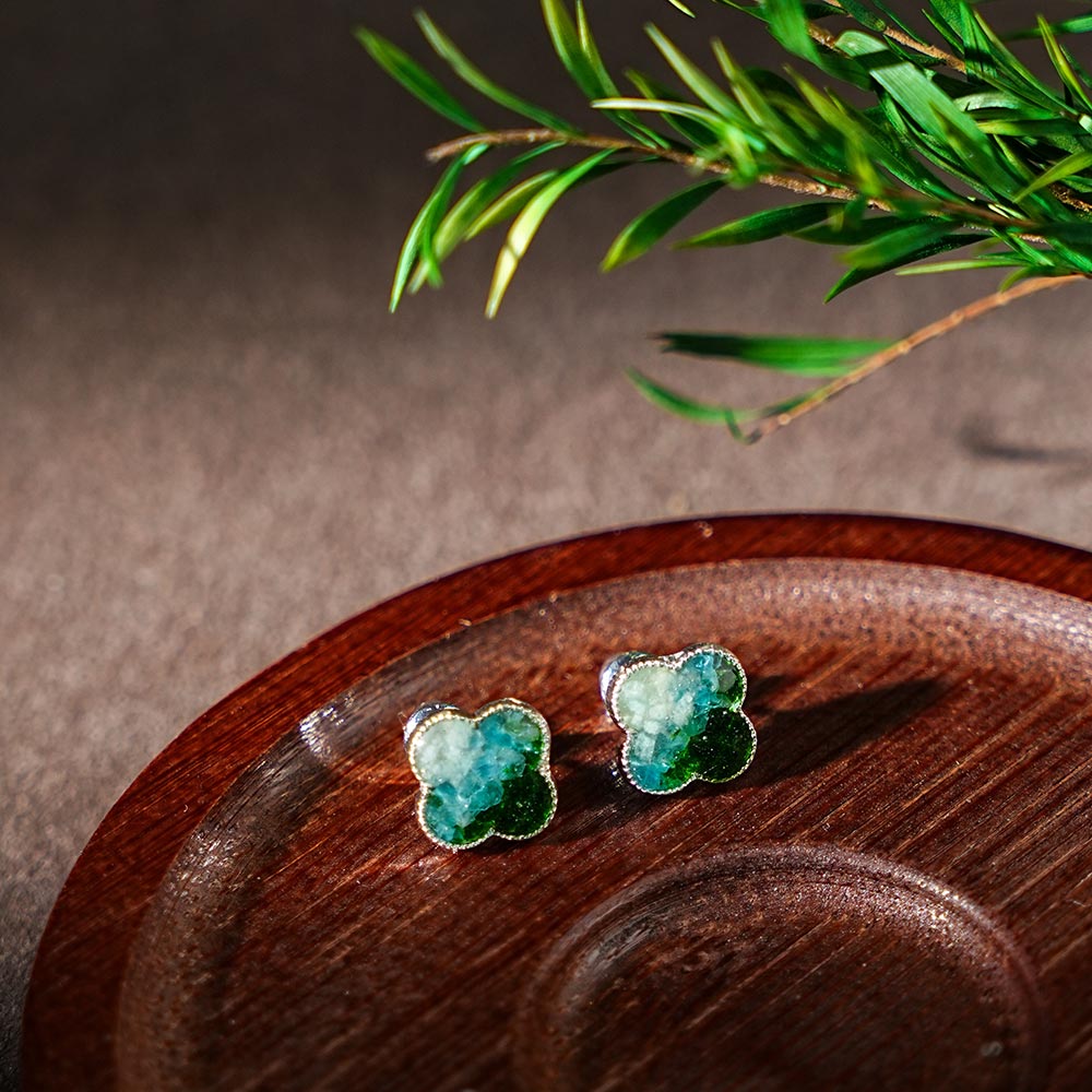 Silver Four-Leaf Clover Stud Earrings – Jade Green Series