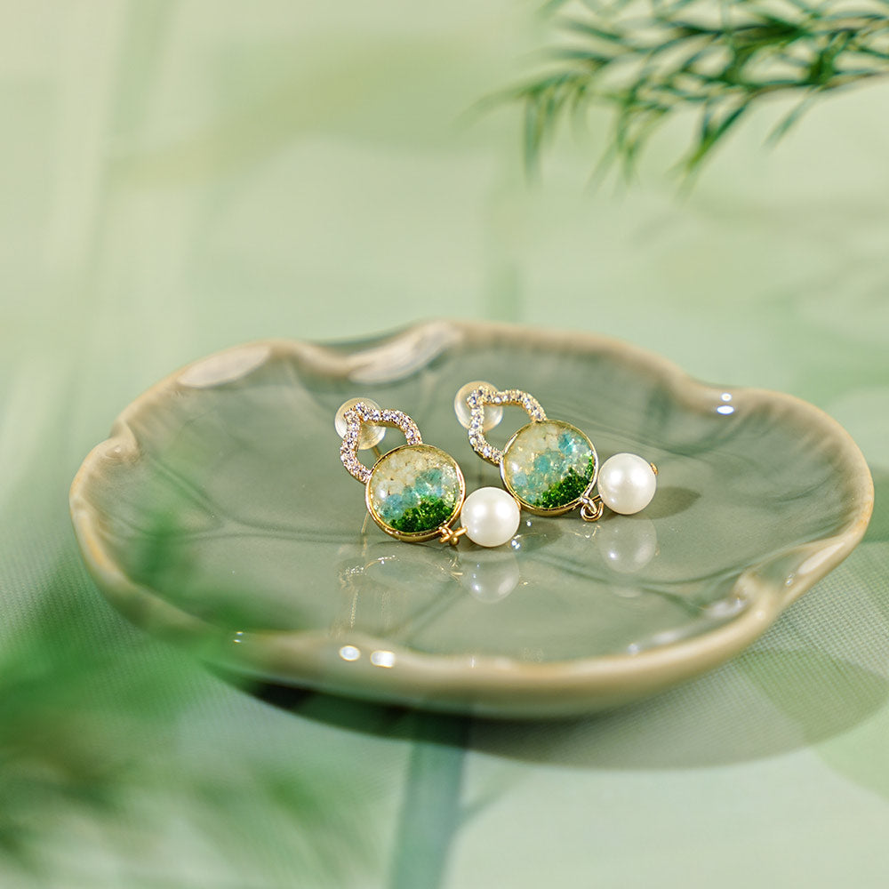 Jade Green Gourd Stud Earrings