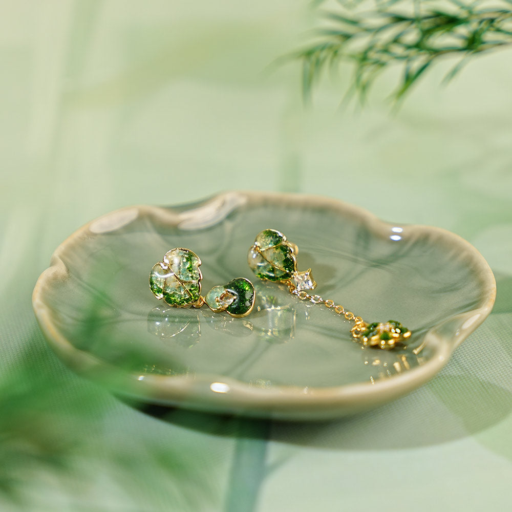 Jade Green Asymmetrical Gourd Flower Earrings