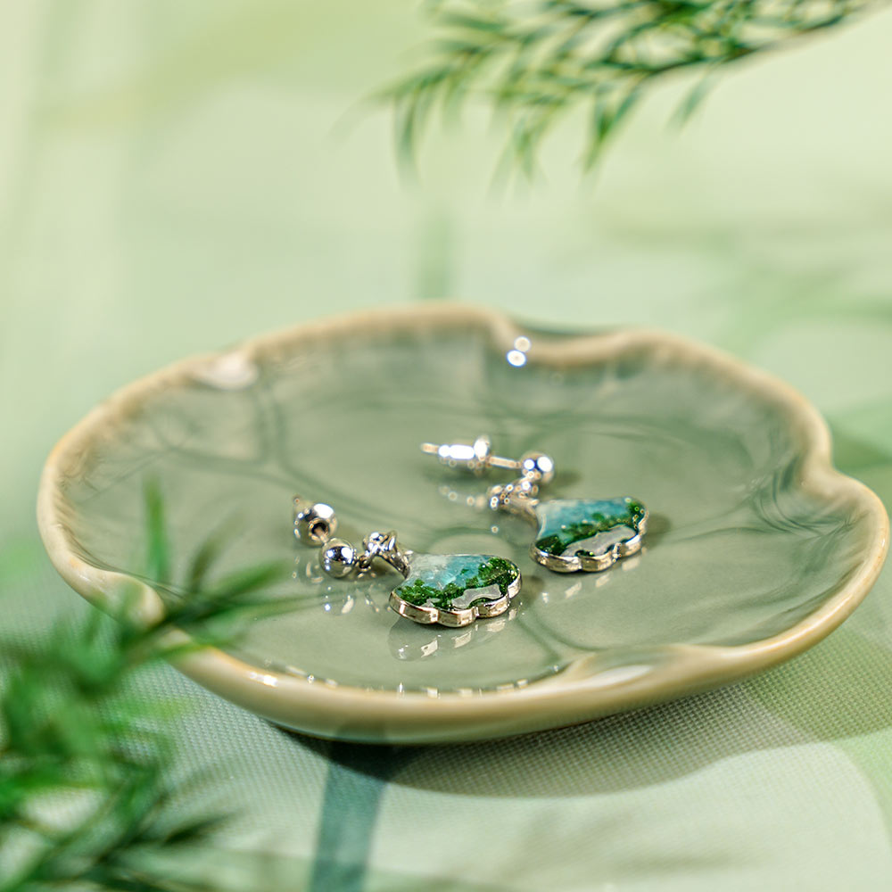 Studs – Ginkgo Leaf, Emerald Green