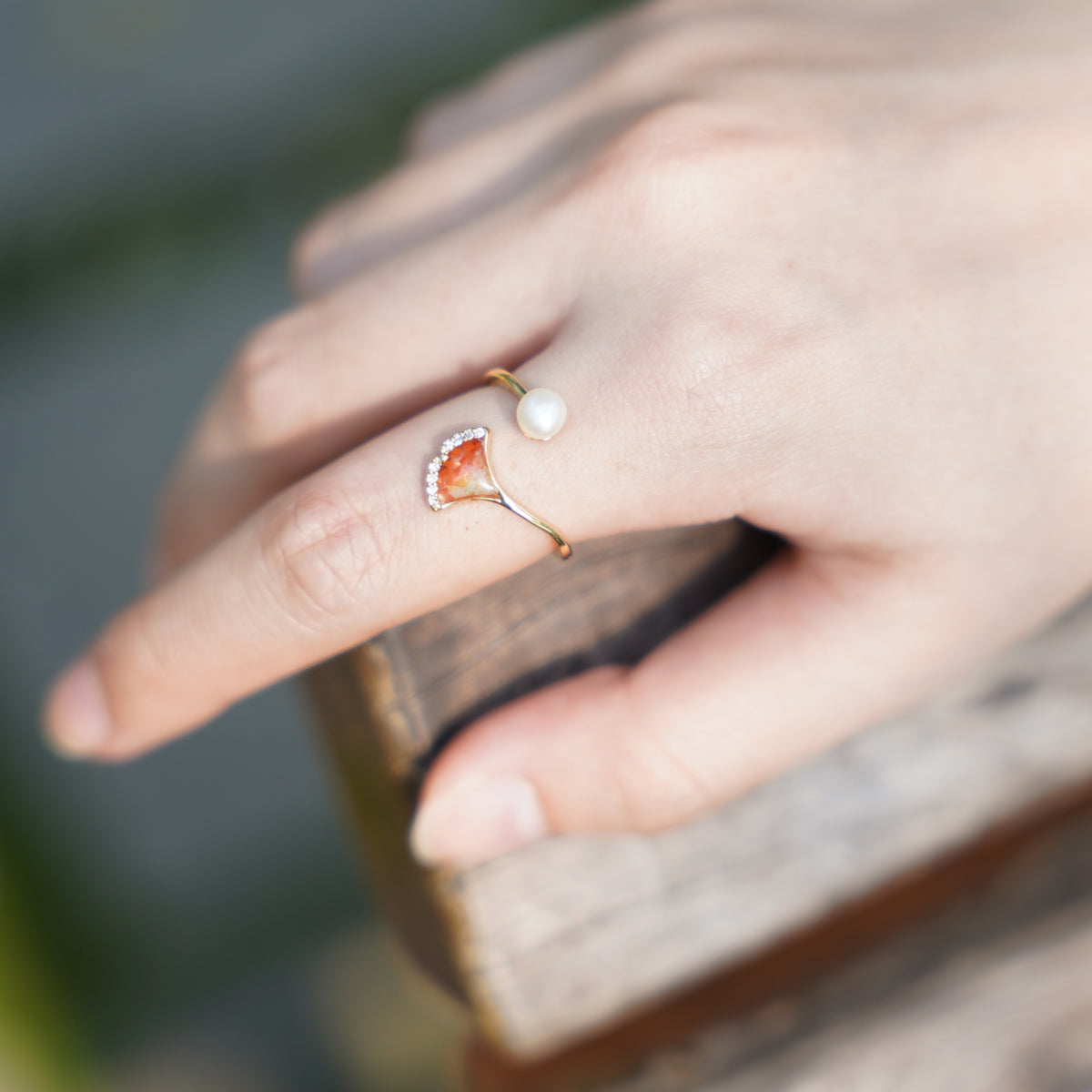 Prosperous Red Ginkgo Leaf Pearl Ring