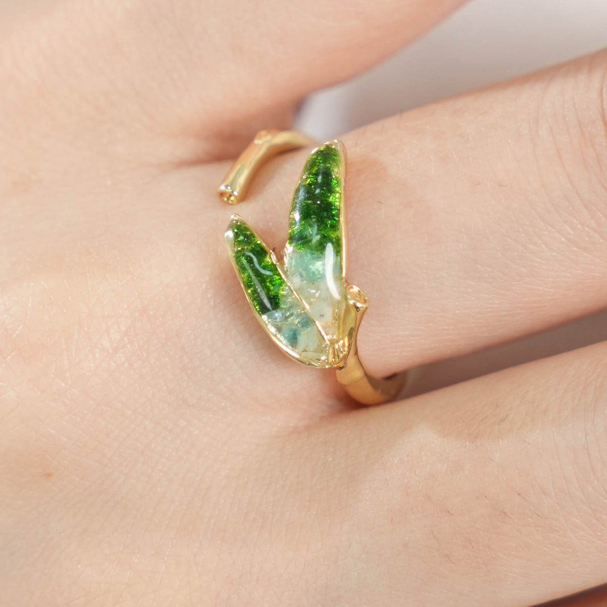 Jade Green Gradient Bamboo Leaf Ring – B Style