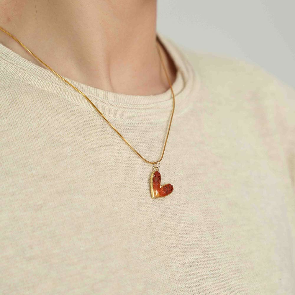 Necklace – Heart B, Vibrant Red