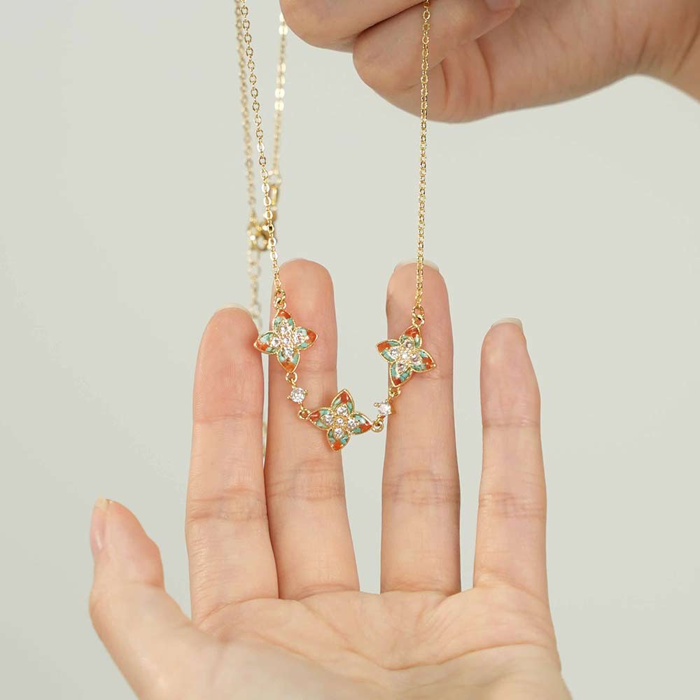Pointed Four-Leaf Clover Necklace – Dunhuang Series