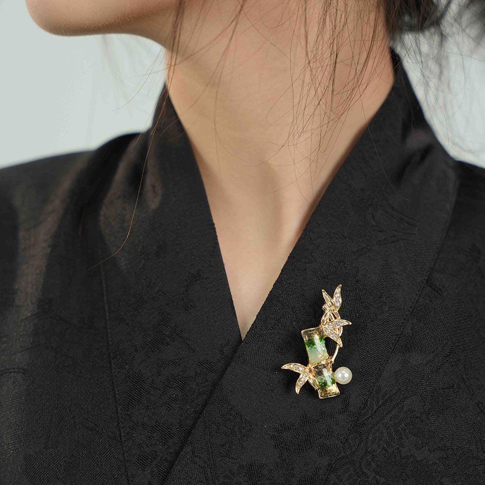Green Bamboo Joint Brooch