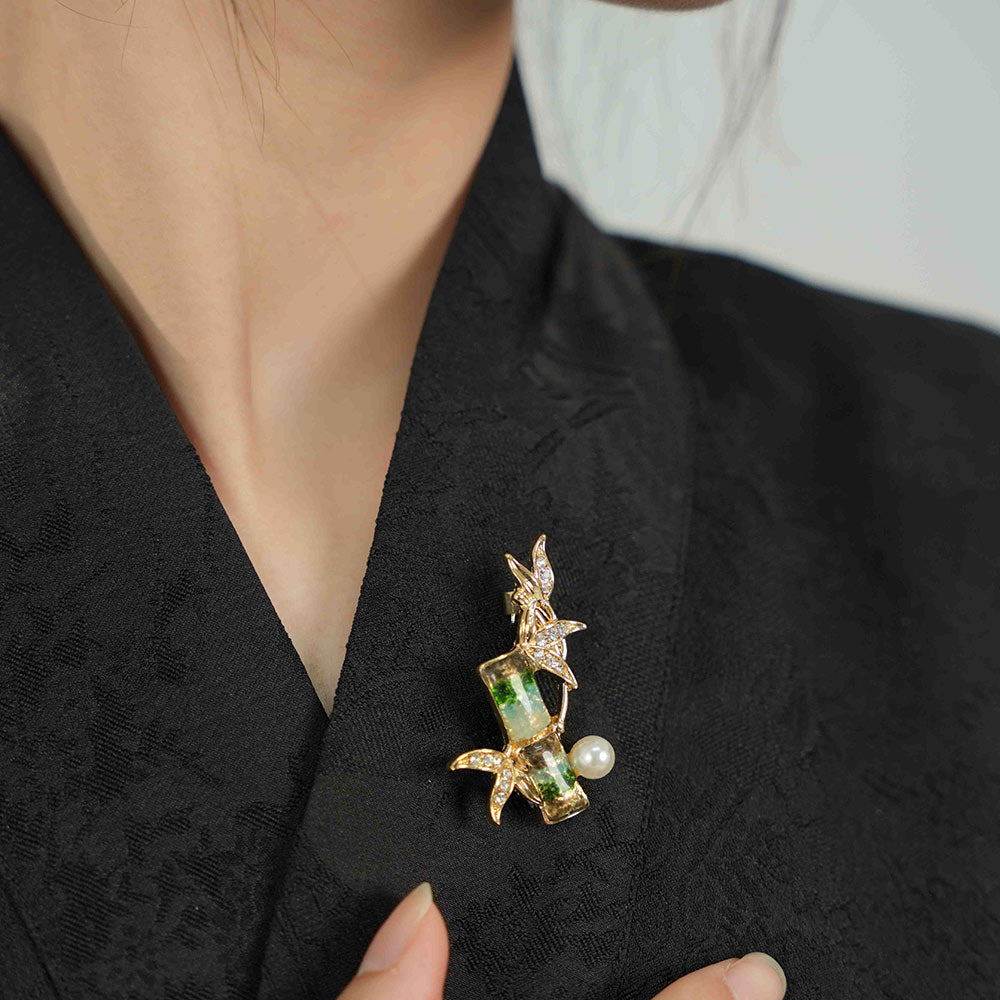Green Bamboo Joint Brooch