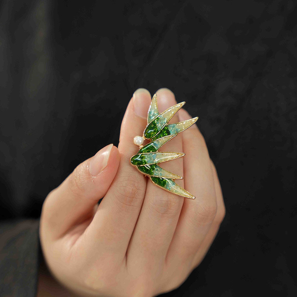 Jade Green Bamboo Leaf Brooch