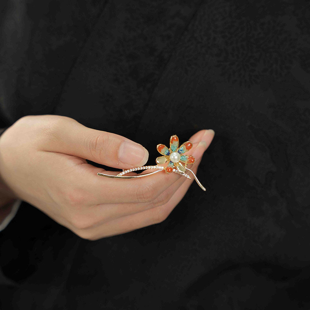 Dunhuang Style Daisy Flower Brooch