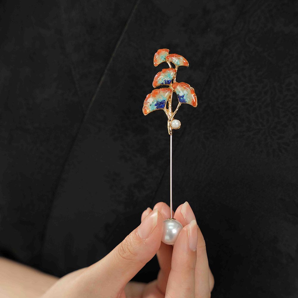 Dunhuang-Colored Pearl Ginkgo Leaf Brooch