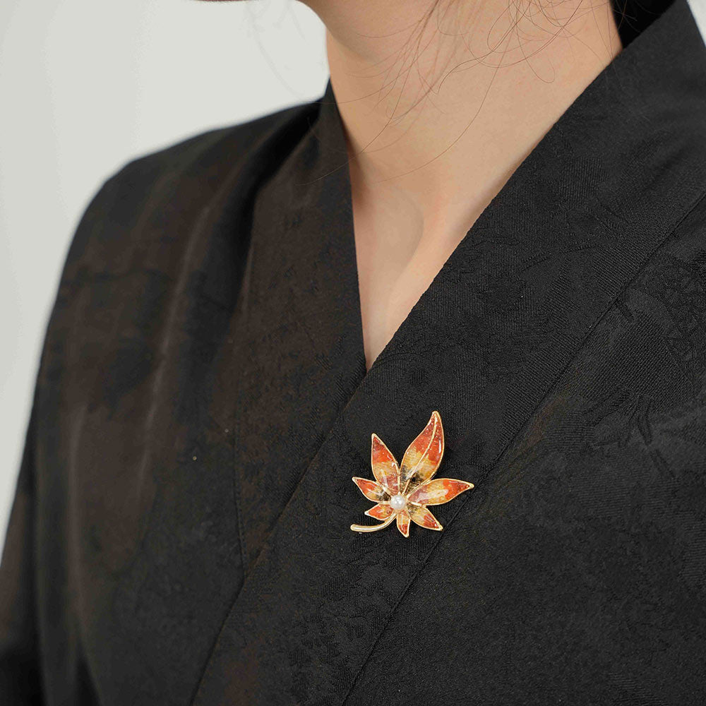 Maple Leaf Brooch – Series