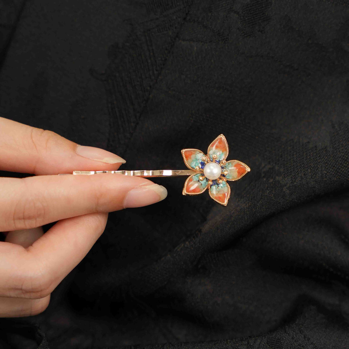 Nan Hong Five-Petal Flower Hair Clip, Dunhuang Red Style
