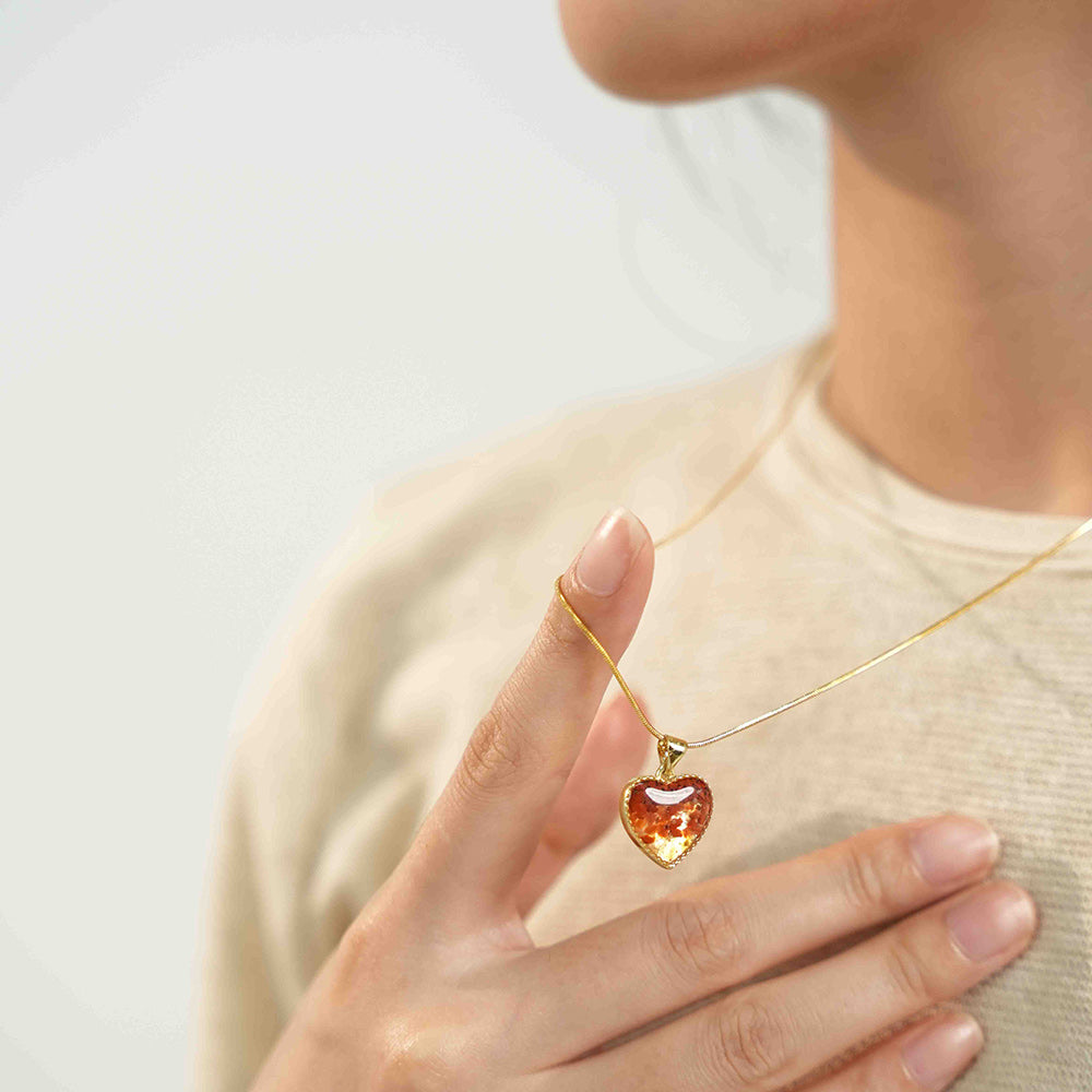 Necklace – Heart B, Vibrant Red