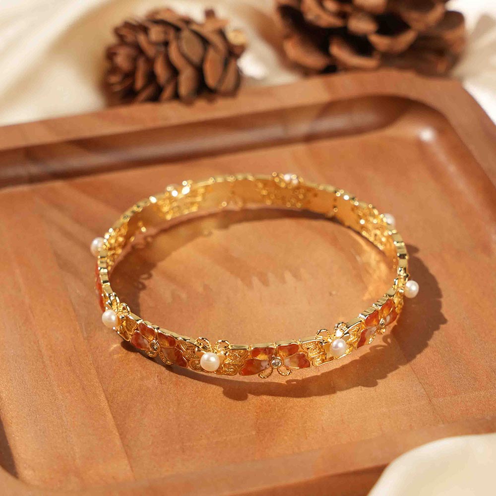 Heavy-duty Pearl Bracelet – Openwork Peach Blossom Design