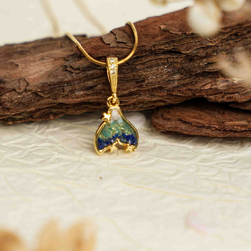Necklace – Fishtail, Blue & White Style