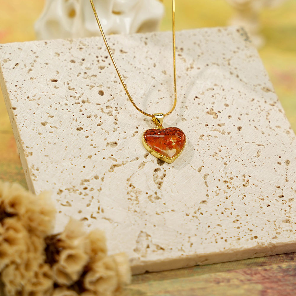 Necklace – Heart B, Vibrant Red