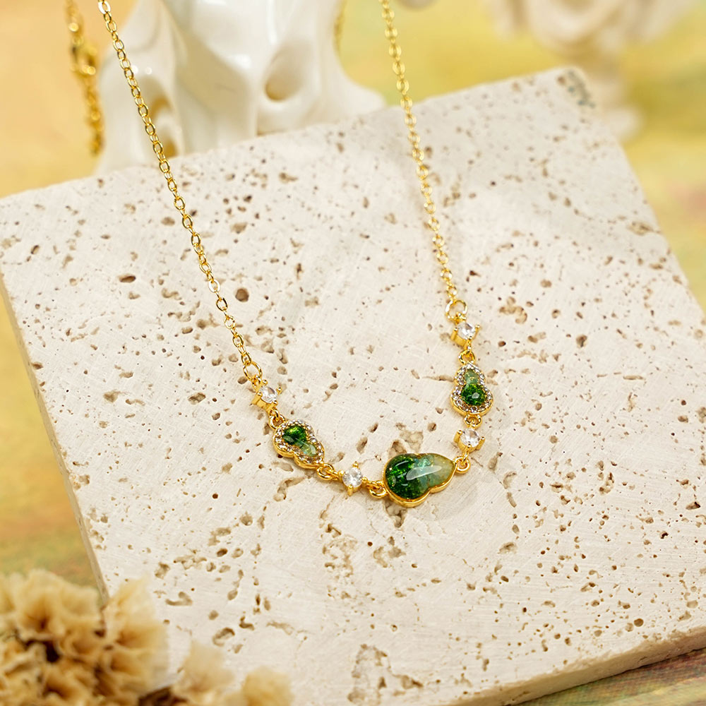 Necklace – Gourd B, Jade Green