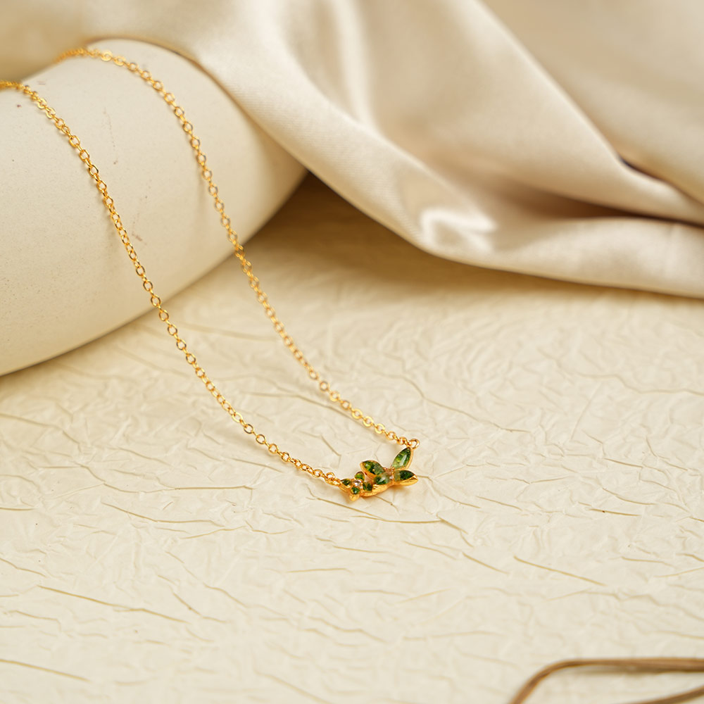 Emerald Green Osmanthus Necklace