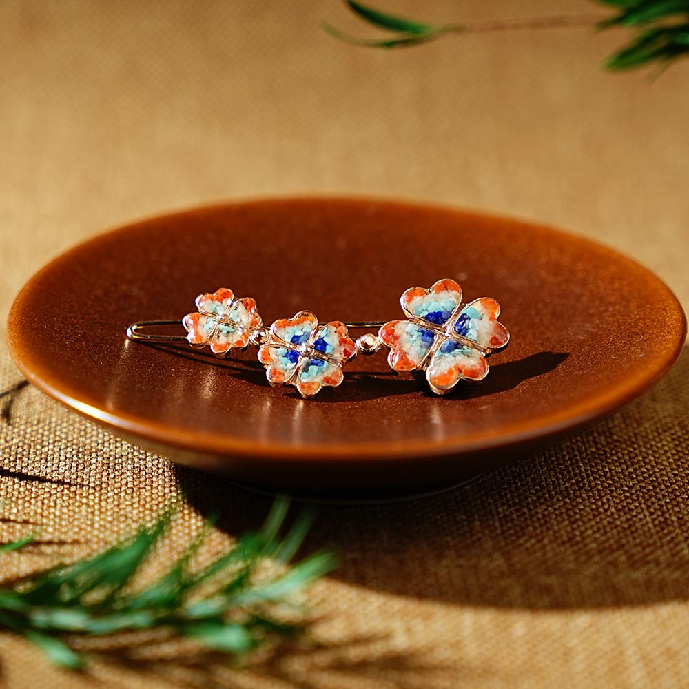 Dunhuang-style Four-Leaf Clover Hair Clip