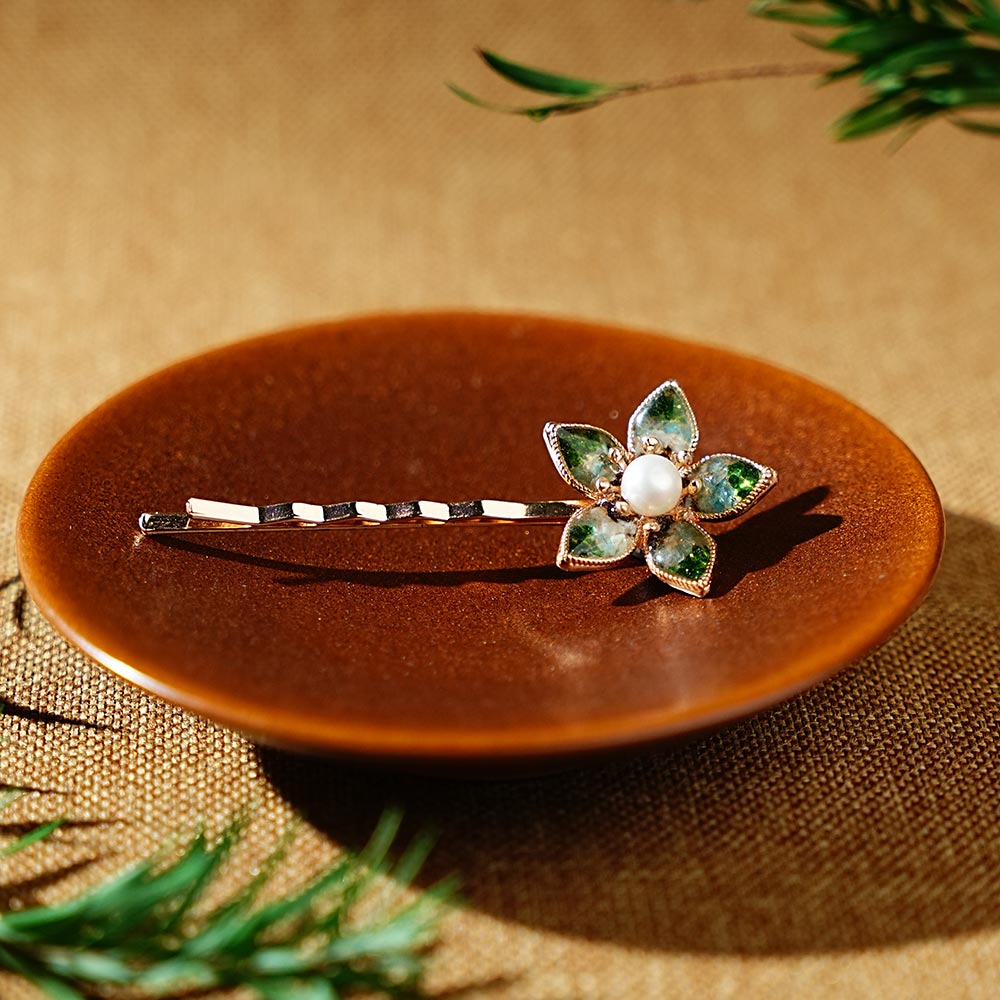 Jadeite Green Five-Star Flower Hairclip