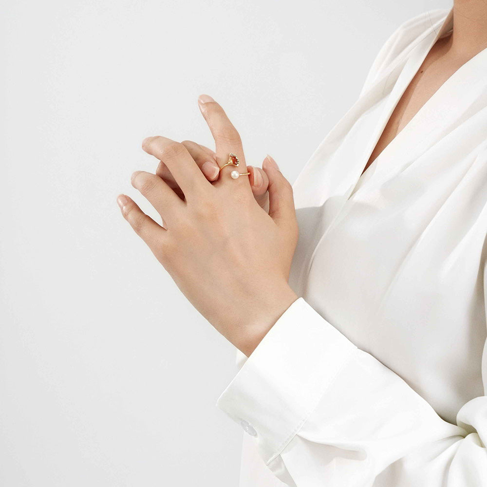 Prosperous Red Ginkgo Leaf Pearl Ring