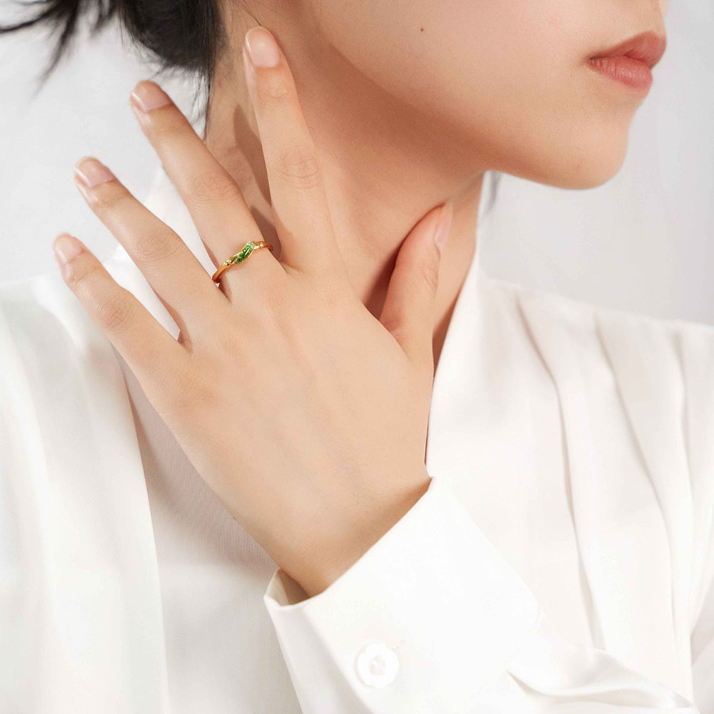Green Gradient Bamboo Leaf Ring