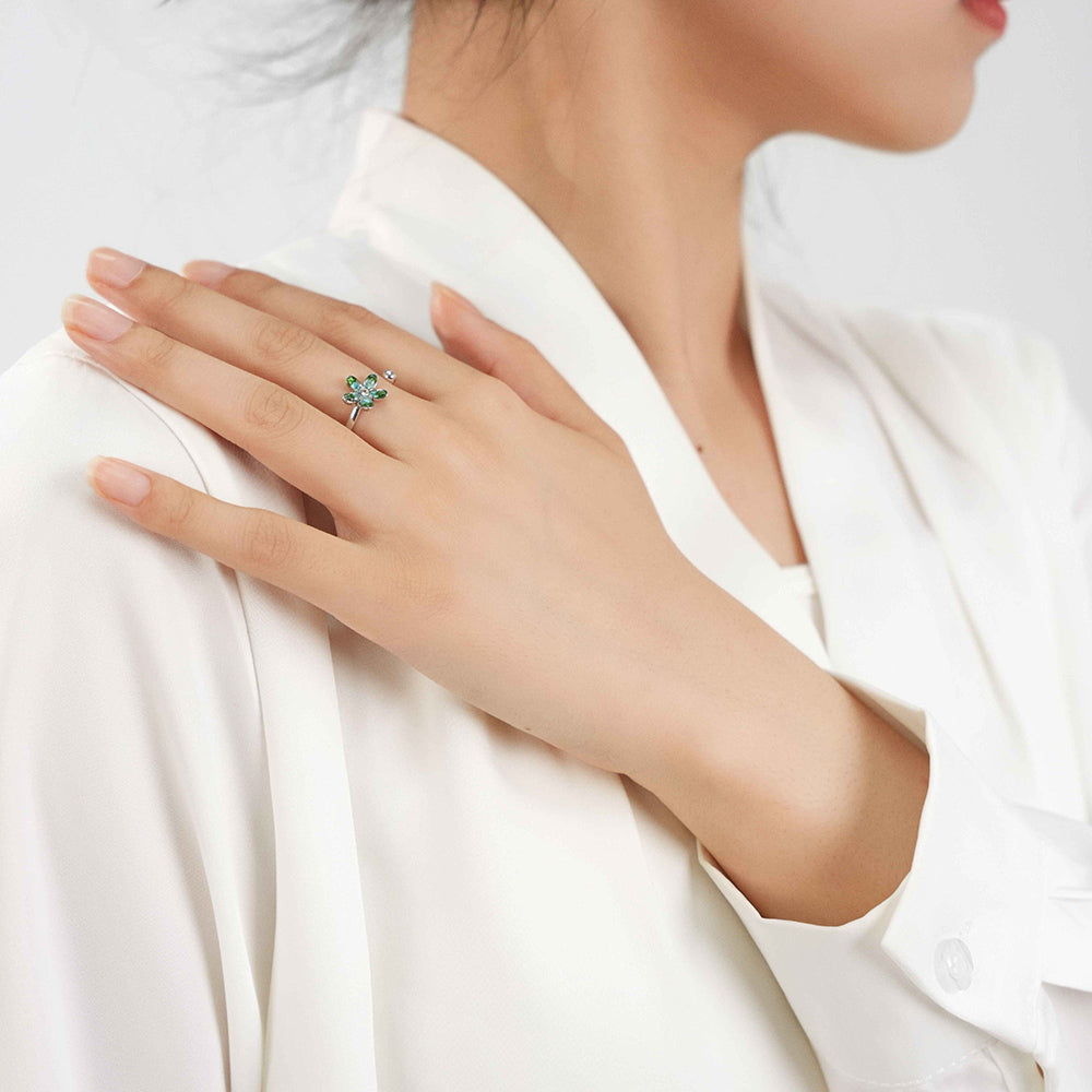 Ring – Emerald Daisy, Silver