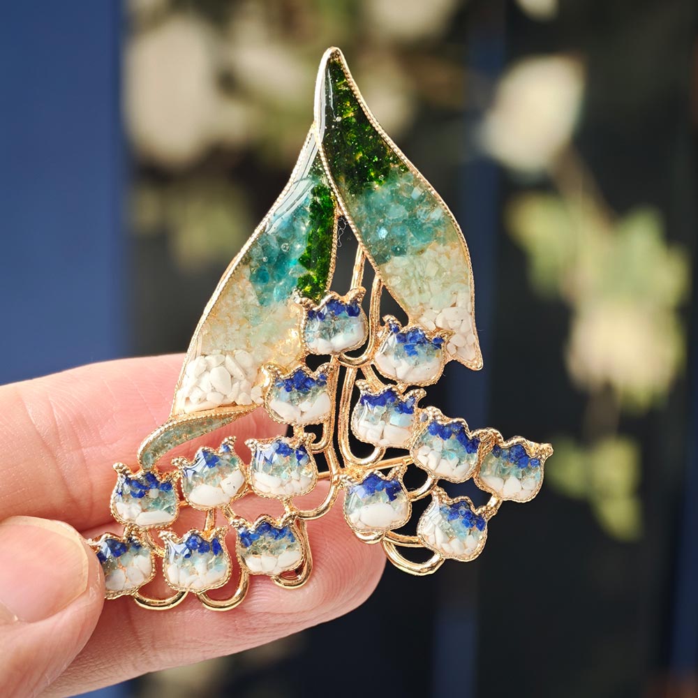 Blue-and-white Lily of the Valley Brooch