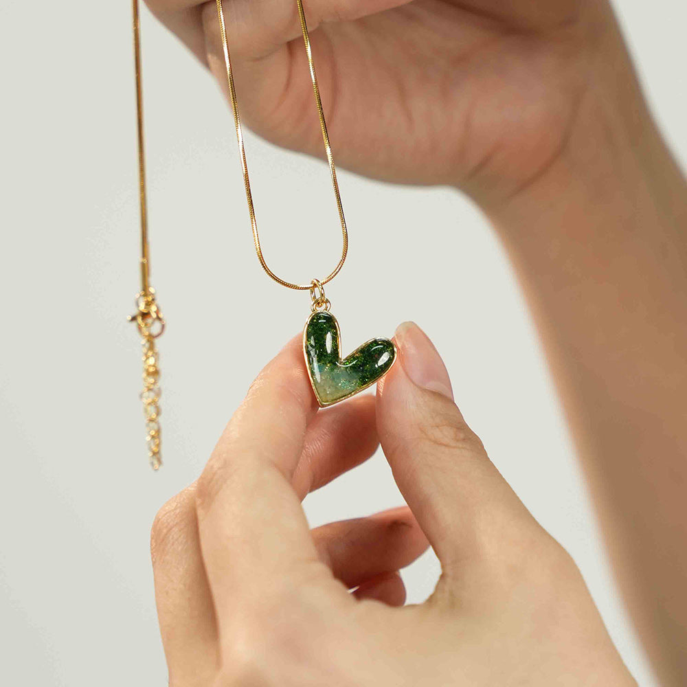 Emerald Green Heart Series