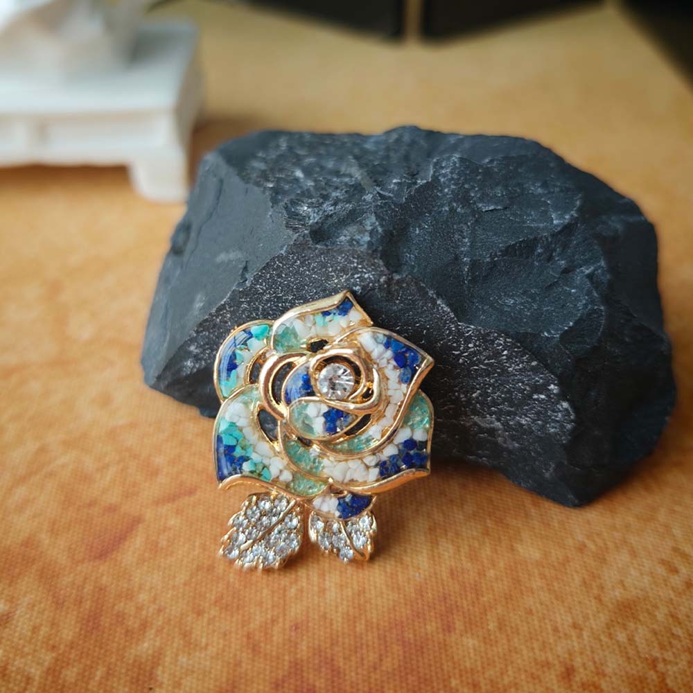 Camellia Brooch – Blue & White Series